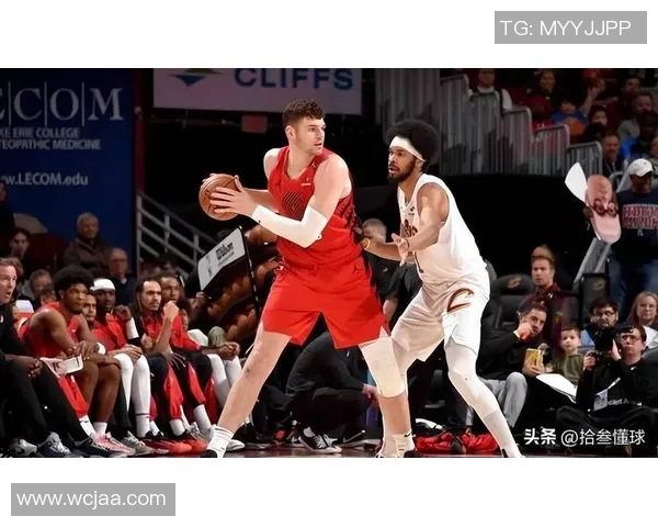 开拓者队主力球员表现出色，助球队取得关键胜利